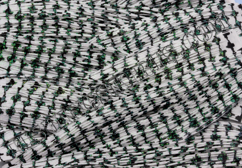 White Barbed Wire Green Glitter